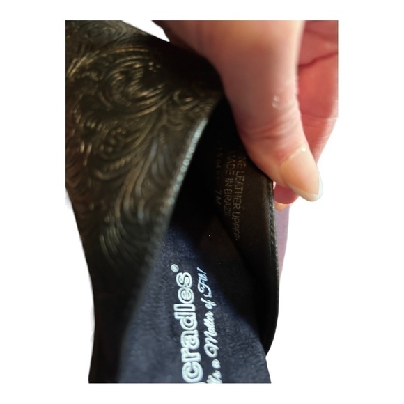 Walking Cradles Black Tooled Cath Leather Sandal - Women - Picture 10 of 13